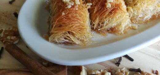 Κανταΐφι απλό με καρύδια