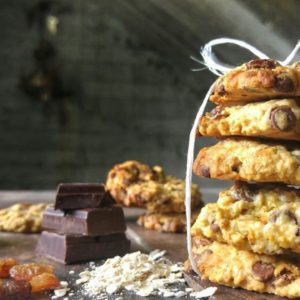 Εύκολα cookies με σοκολάτα και βρώμη
